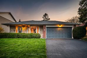 SOLD – 6 Winterset Crescent, Toronto, Ontario M9R 4A2